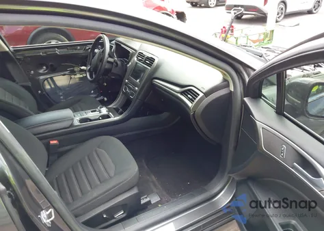 2018 Ford Fusion Hybrid Se z USA, uszkodzony, nr VIN 3FA6P0LU9JR285440